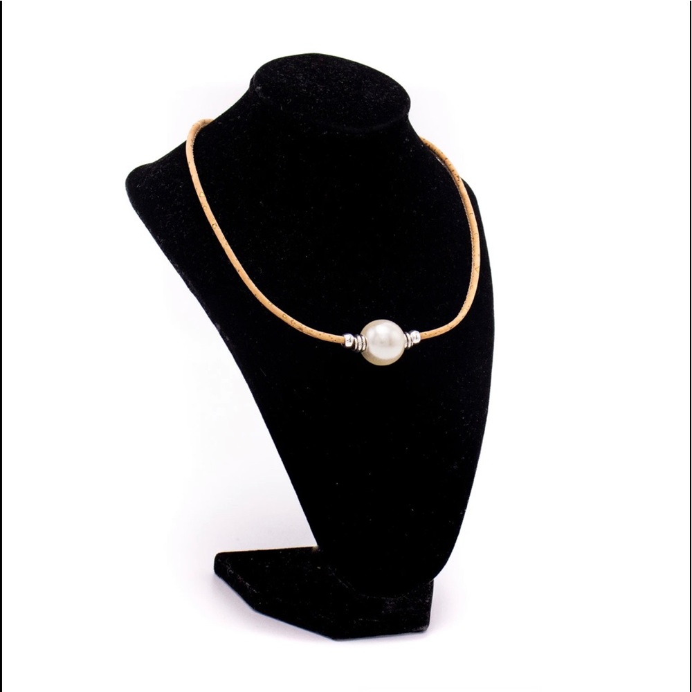 Single Pearl on Cork Leather Necklace.
